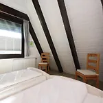 Nurdachhaus In Semesterbostad *