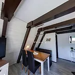 Nurdachhaus In