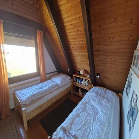 Nurdachhaus In Burhave Casa vacanze *