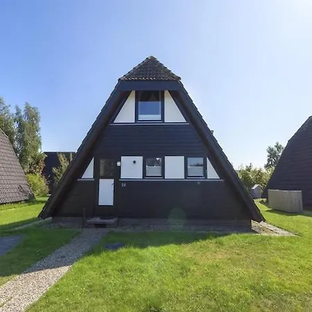 Nurdachhaus In Feriehus Burhave